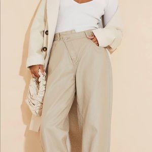 PrettyLittleThing NWT Stone Aysmmetric Waistband Coated Baggy Boyfriend Jean
